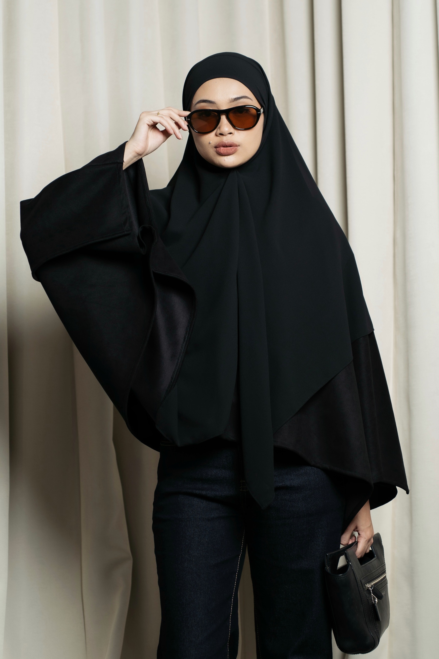 Monoxroom - Rua Khiban ( Khimar Bandana)