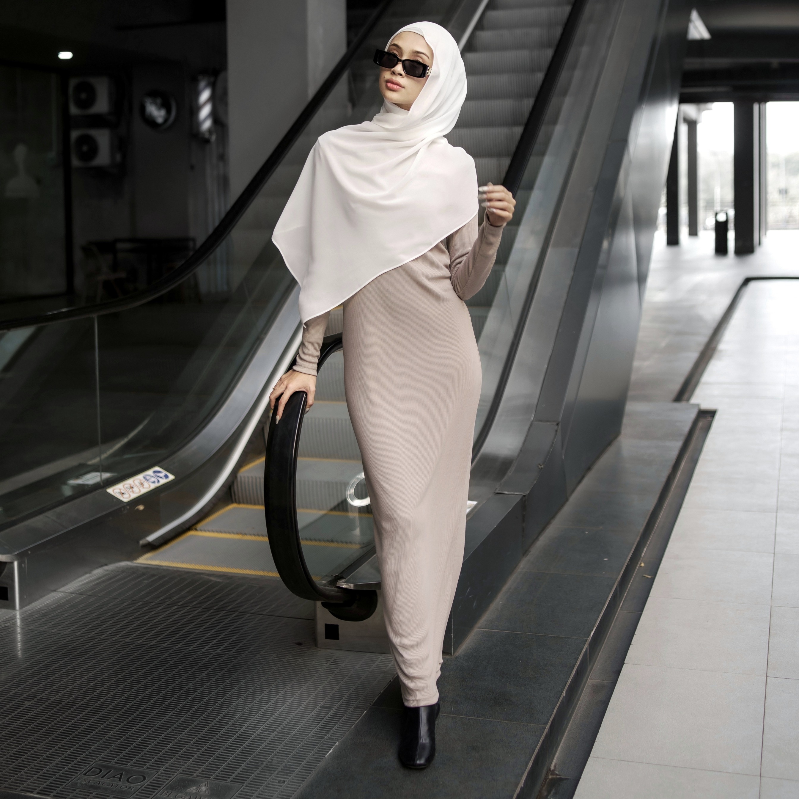 Monoxroom - Ribbed Knit Dress