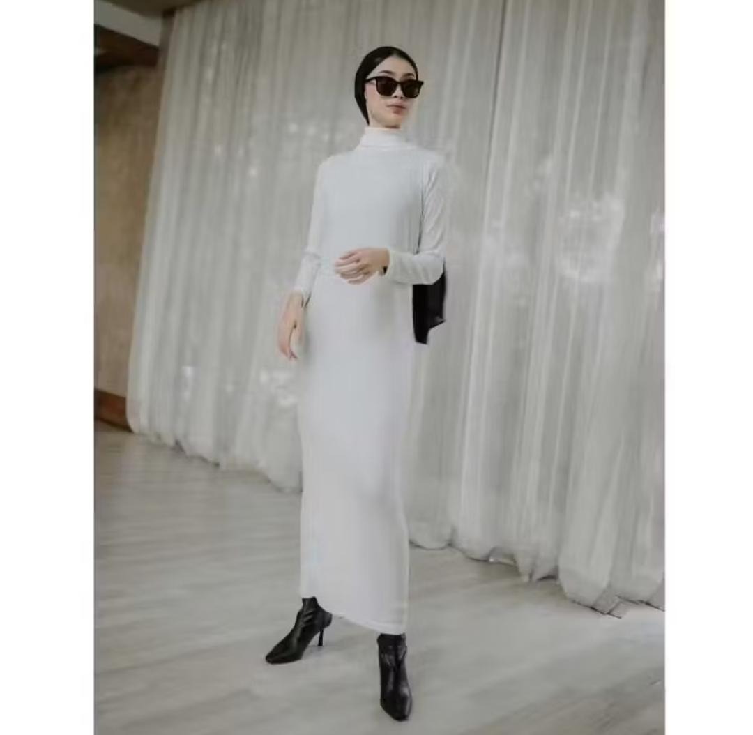 Monoxroom - Turtleneck Knit Dress