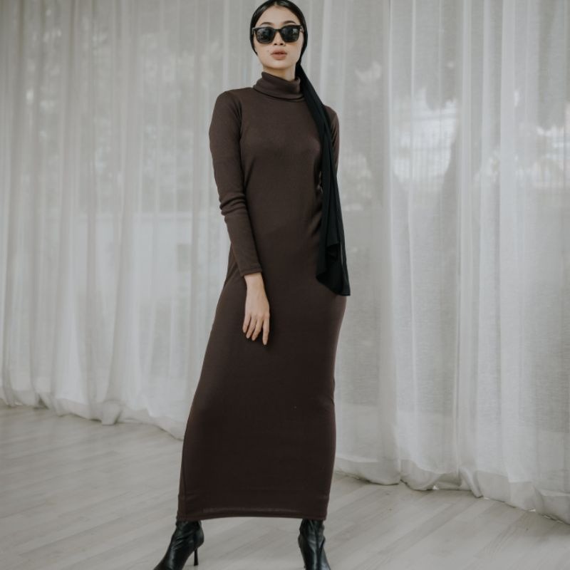Monoxroom - Ribbed Knit Dress