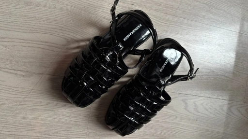 Image of Raitalexander - Shady Black Sandals