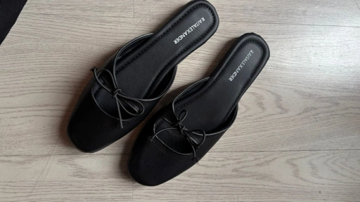 Image of Raitaexander - Nara Black Flats
