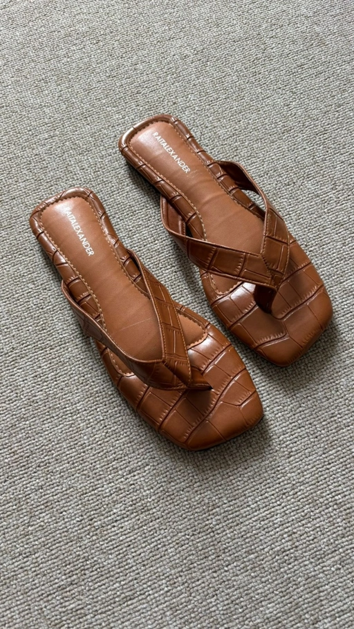 Image of Raitalexander - Essential Cross Weave Tan