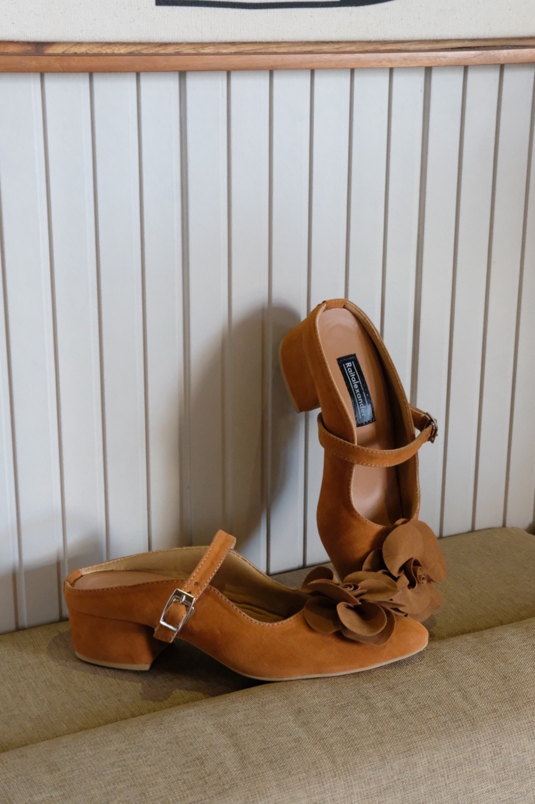 ALURA HEELS TAN