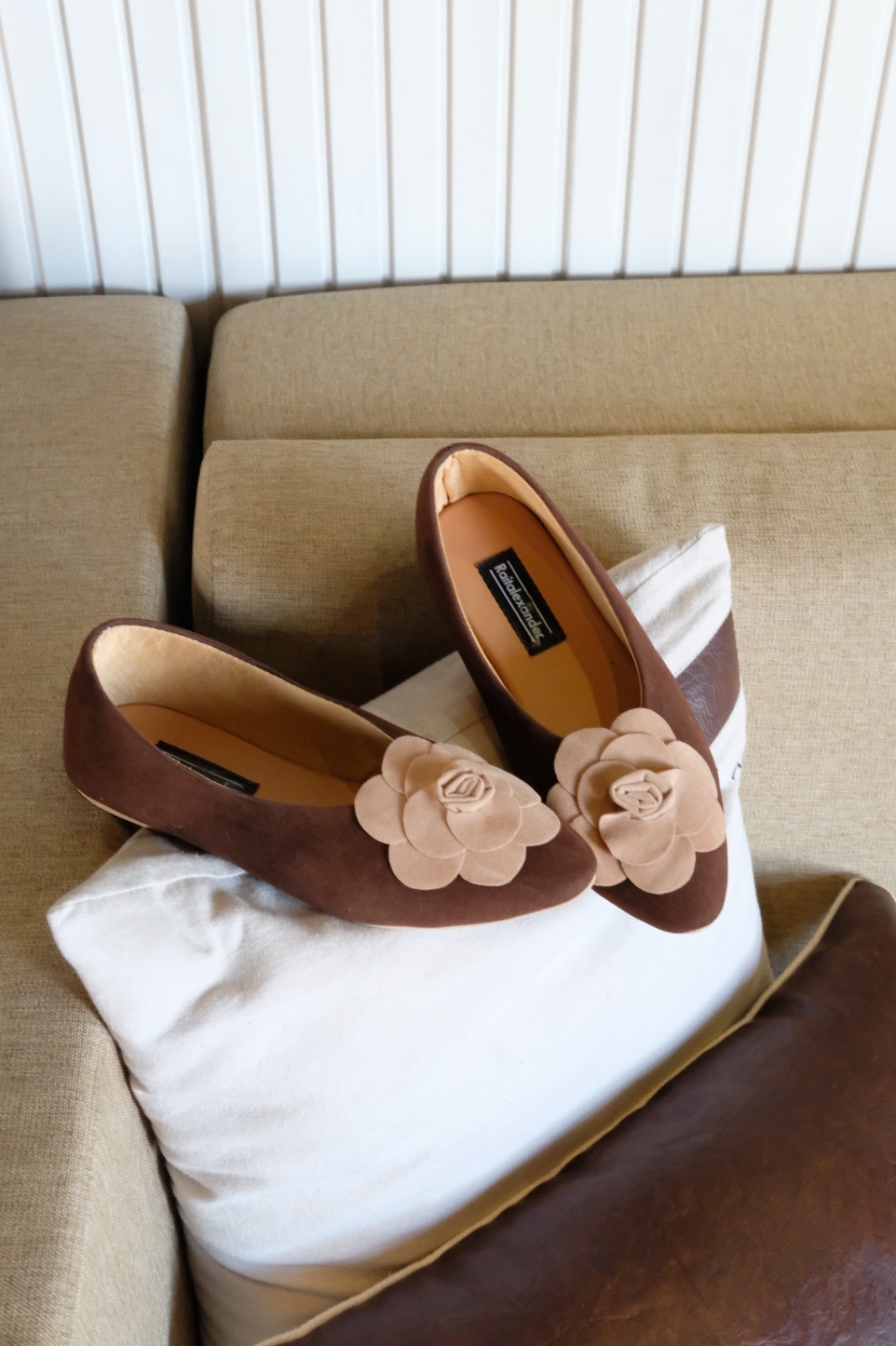 JESSY COFFEE - FLAT SHOES
