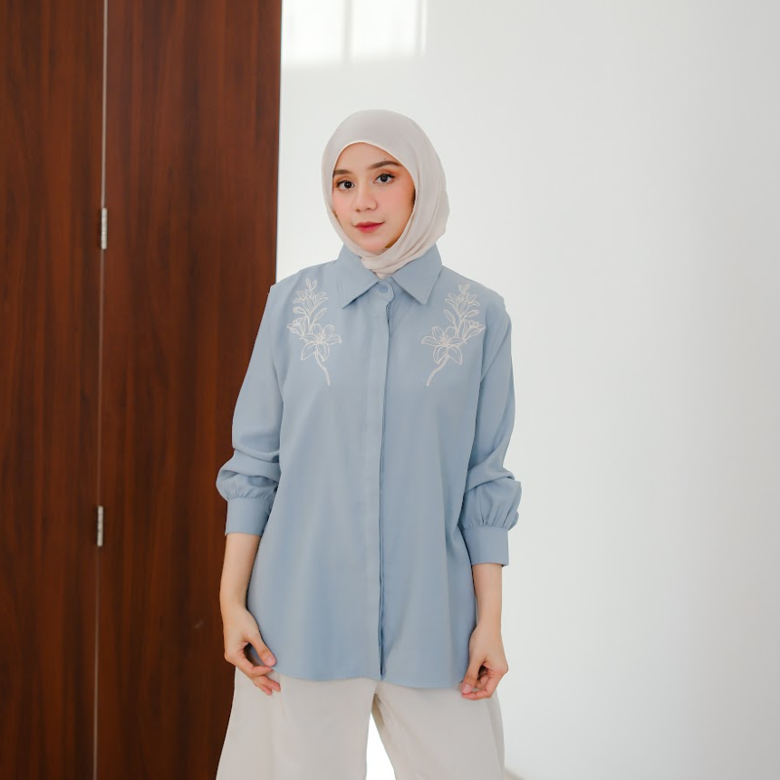 Lily Top