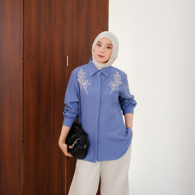 Lily Top