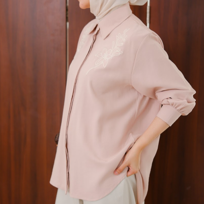 Lily Top