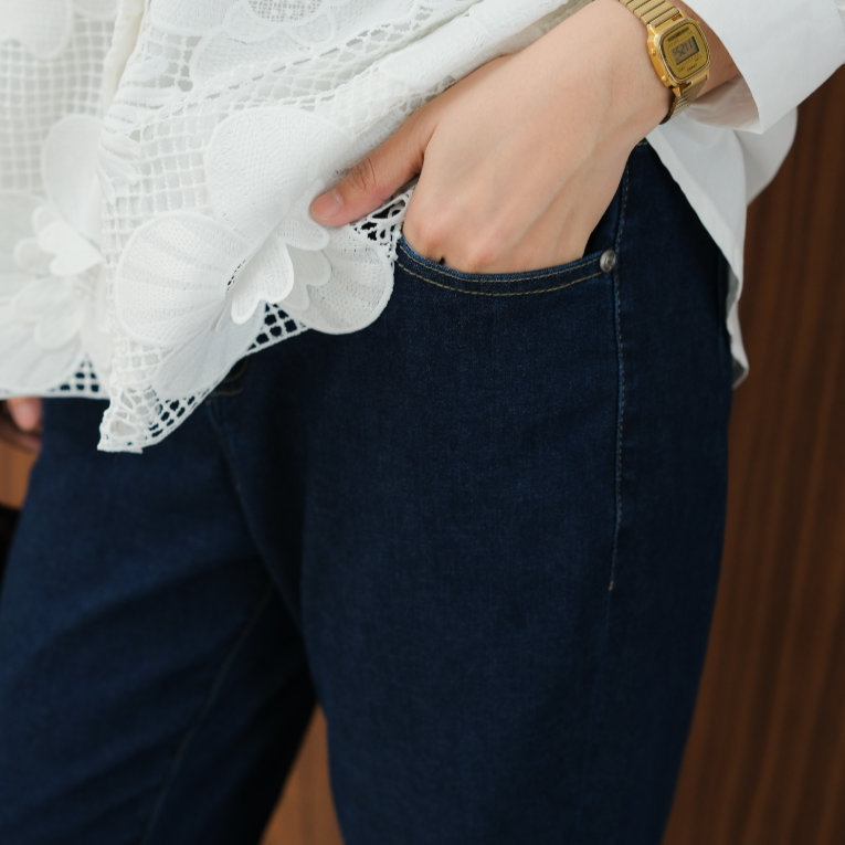 Sienna Loose Jeans