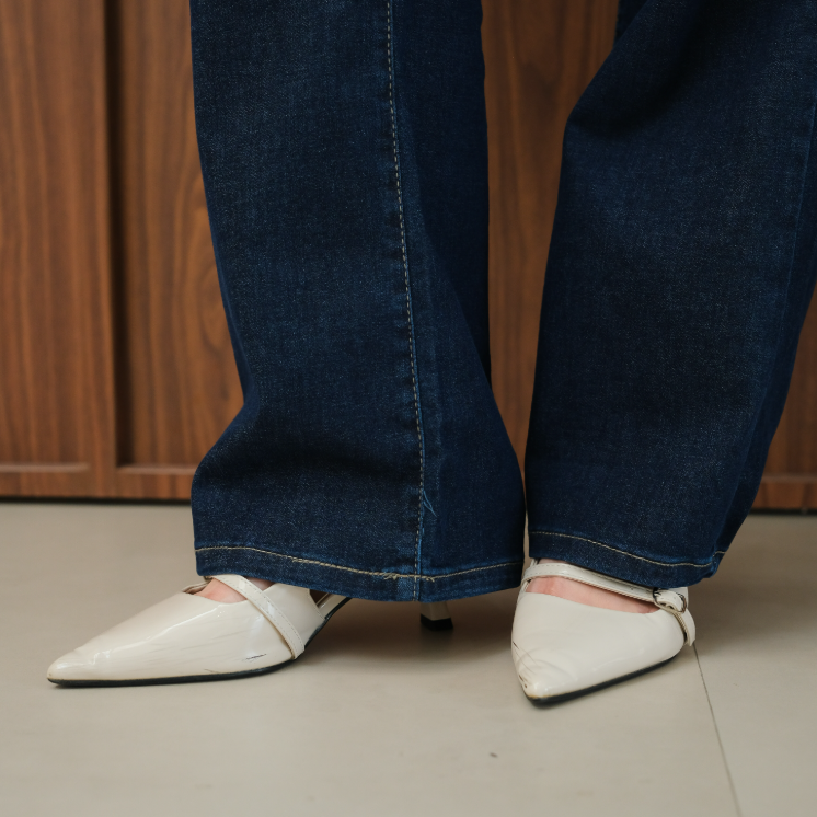 Sienna Loose Jeans