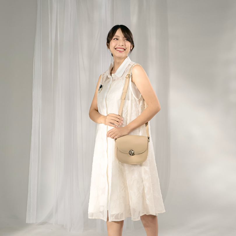 Naia Flap Bag merché