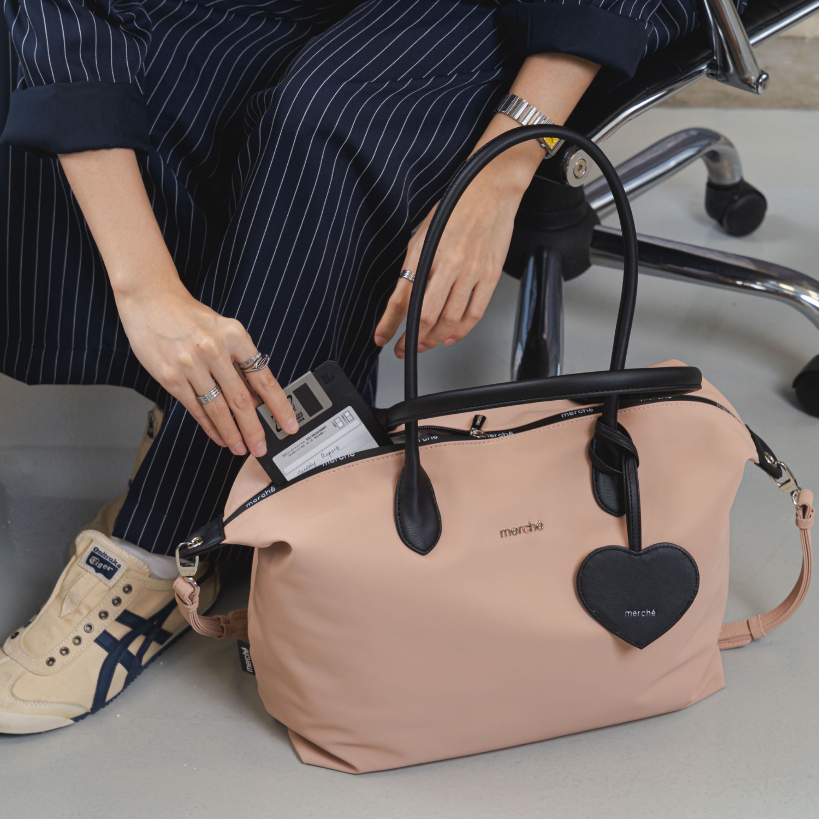 Alice Large Totebag Black Label merché