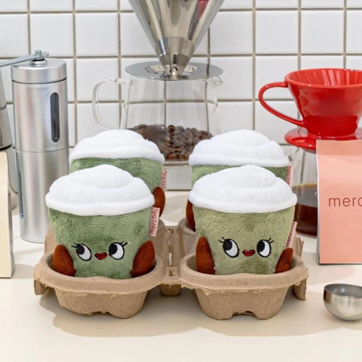 Image of Cup Sleeve MacyCha Frappe Plushie merché