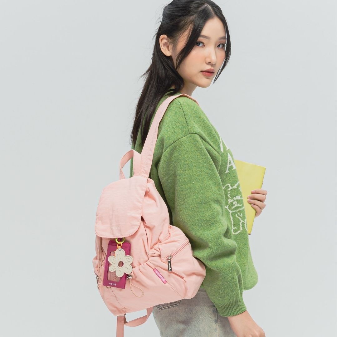 Fiola Card Pouch Charm merché