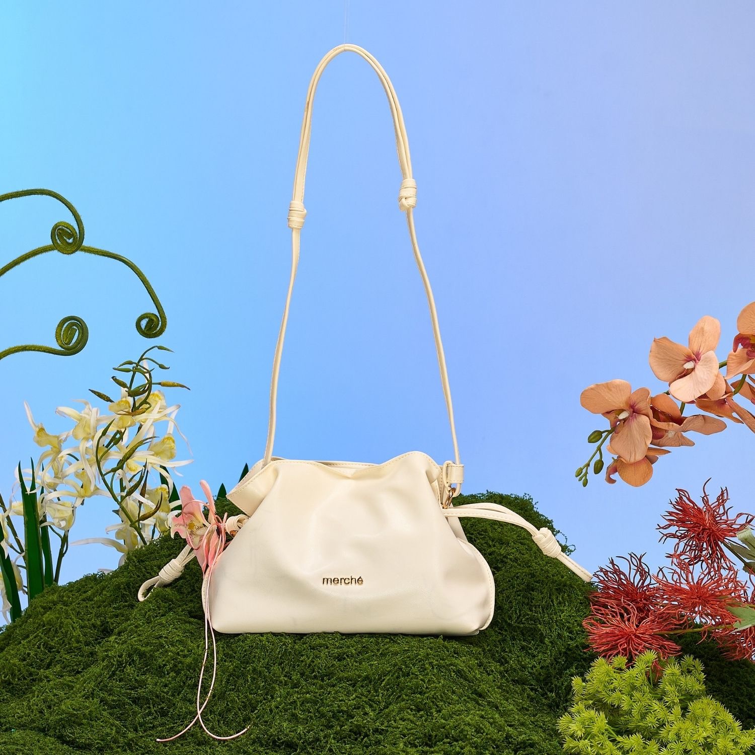 Mia Sling Bag merché