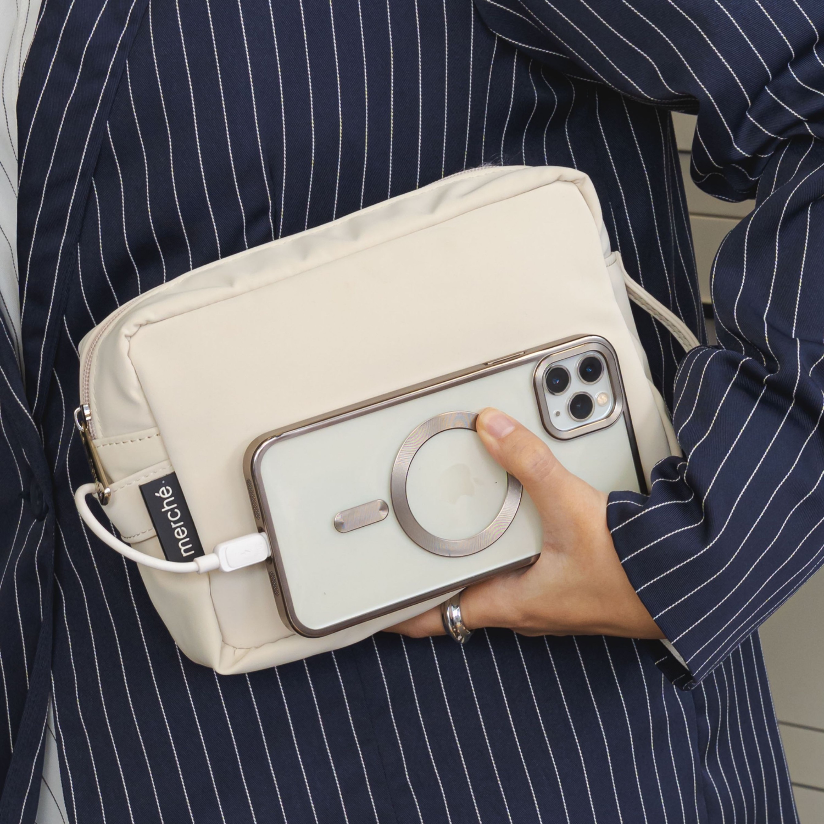Eldie Pouch merché