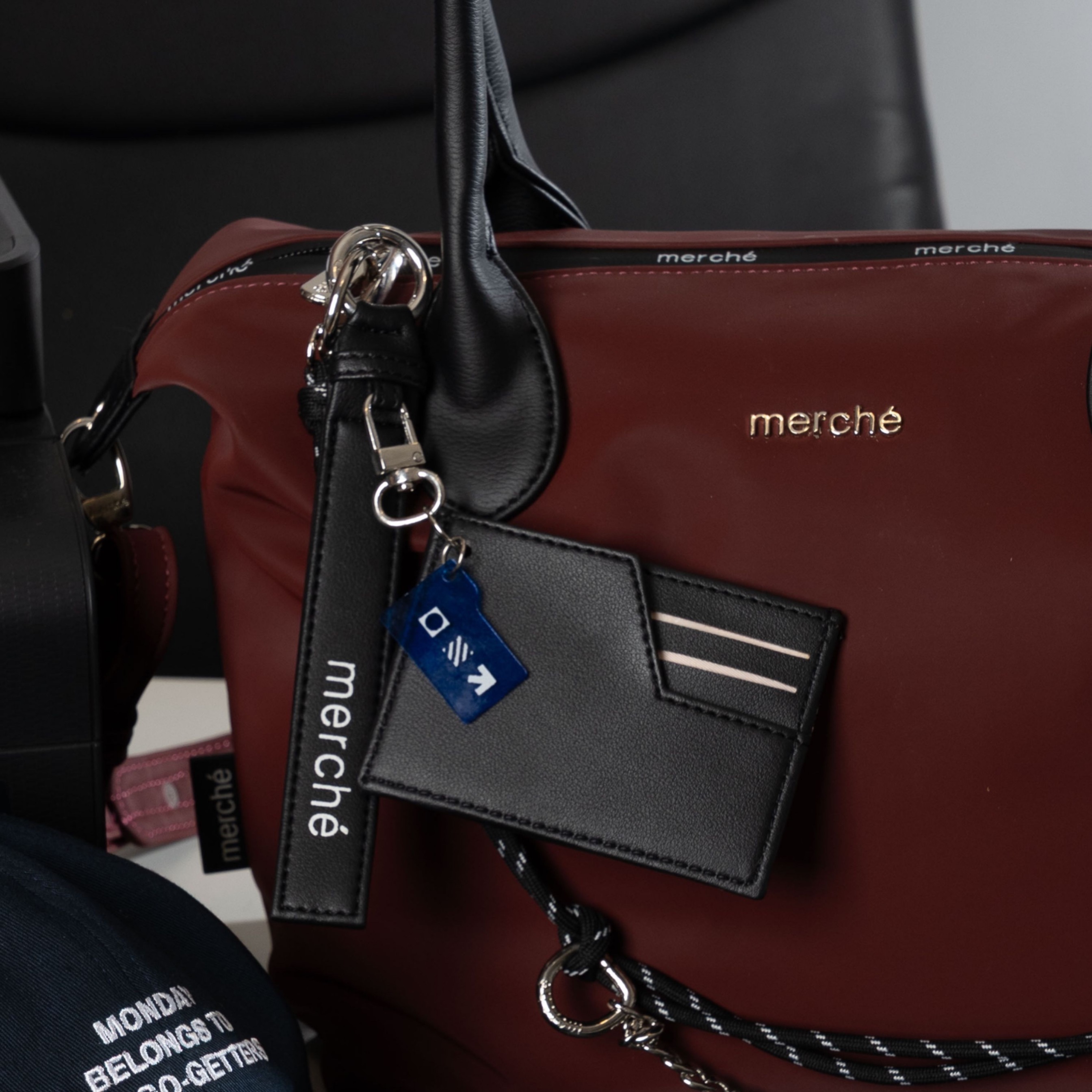 Erena Card Holder Bag Charm merché