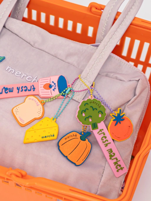 Image of Market Rubber Charm merché