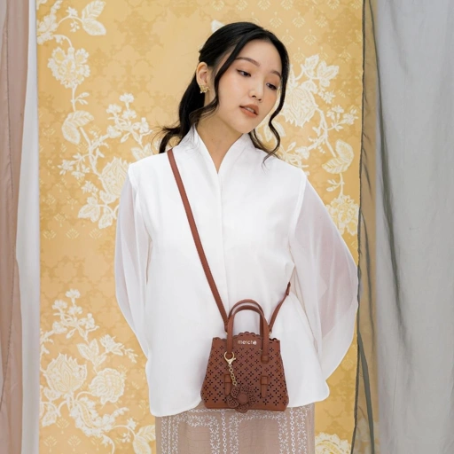 Image of Lucy Lasercut Mini merché