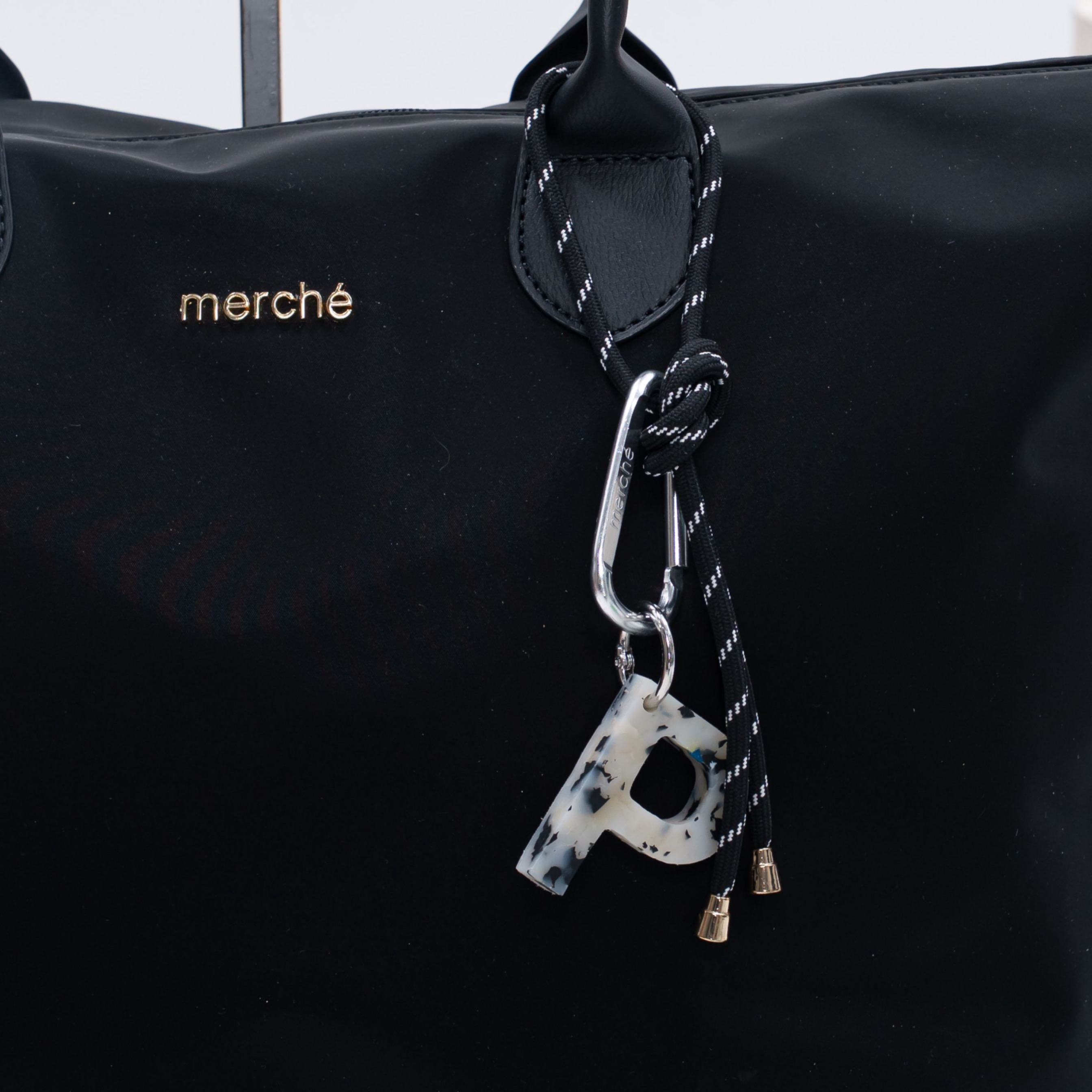 Alphabet Recycle Keychain merché