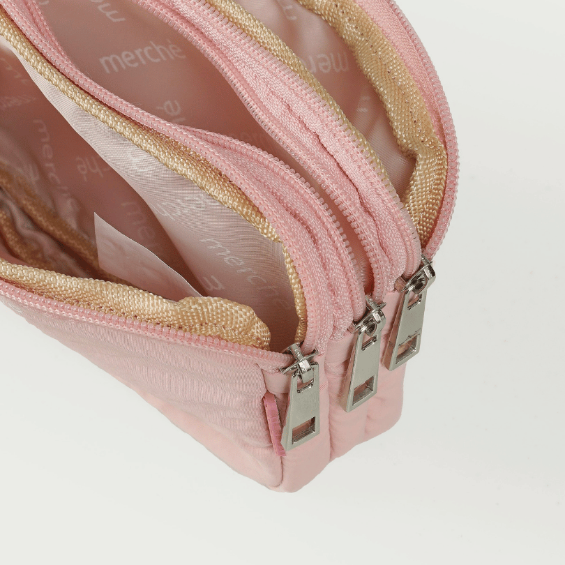 Elena Pouch  merché