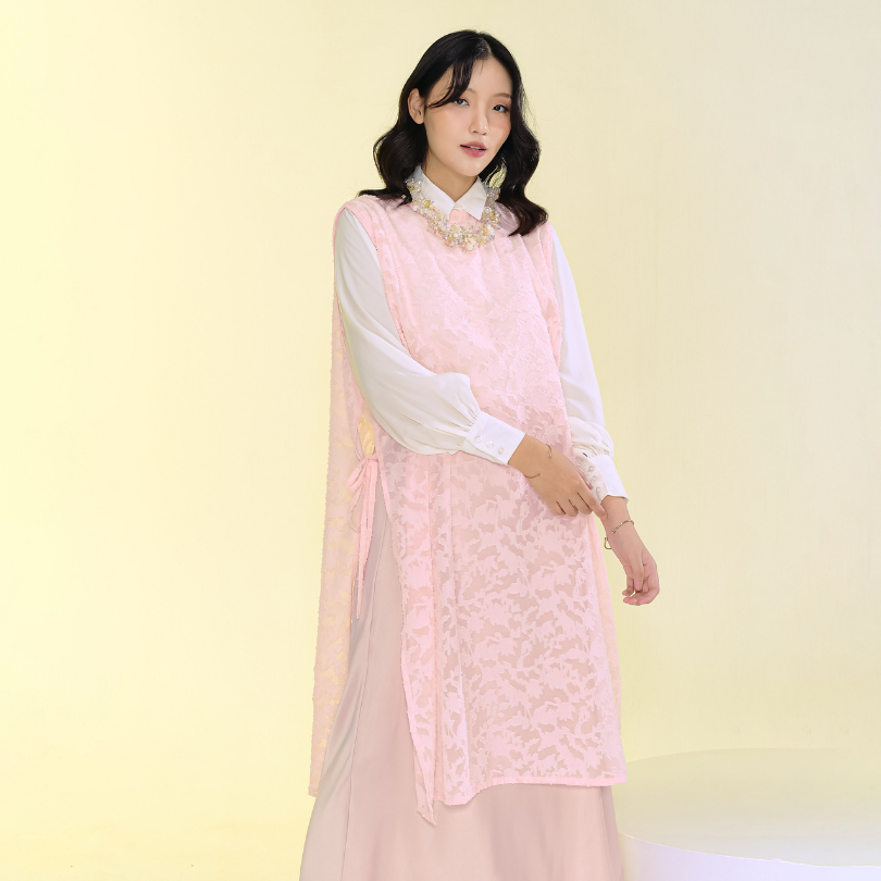Gloria Outer  merché