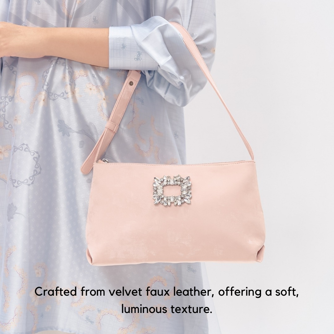 Danela Shoulder Bag merché