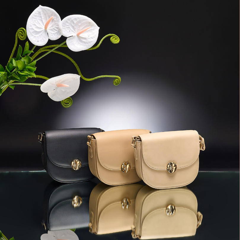 Naia Flap Bag merché