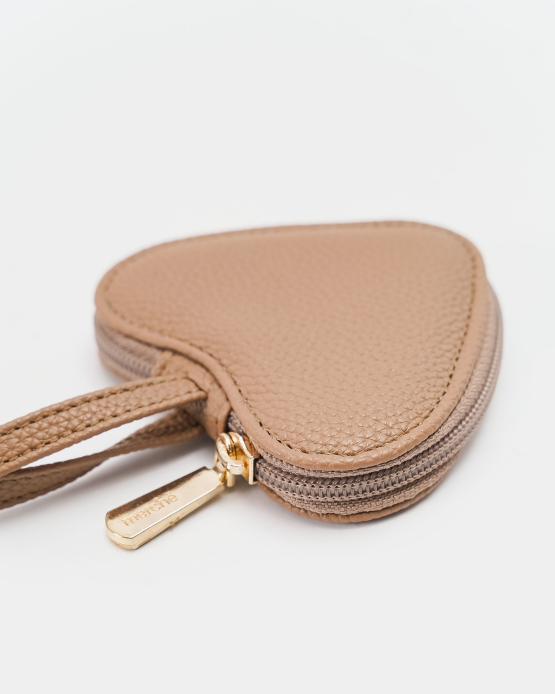 Zora Pouch Charm Leather merché