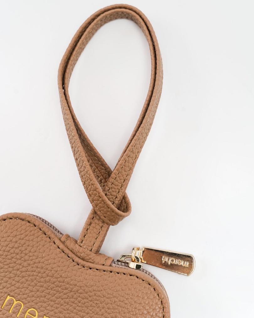 Zora Pouch Charm Leather merché