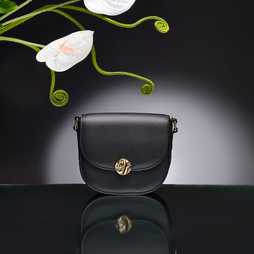 Naia Flap Bag merché