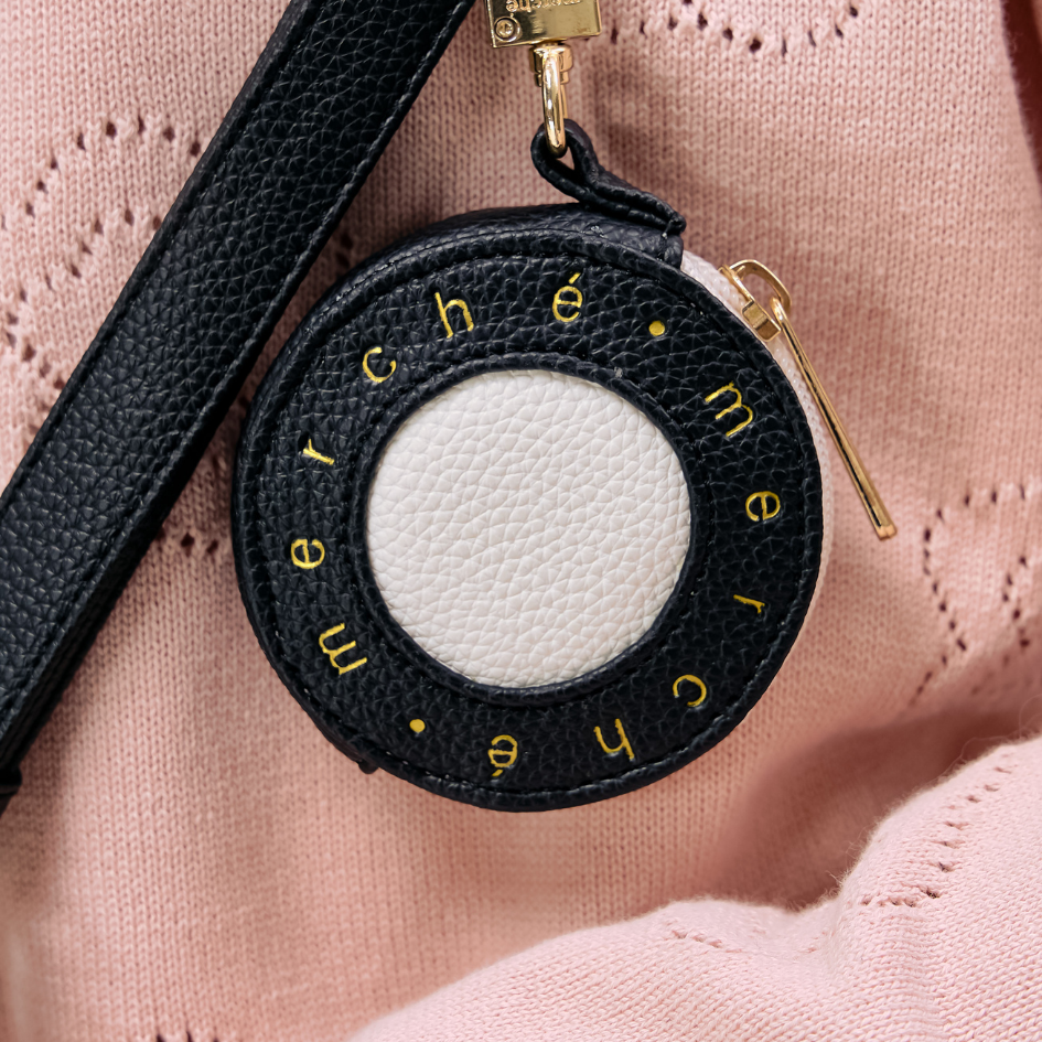 Zizi Pouch Charm merché