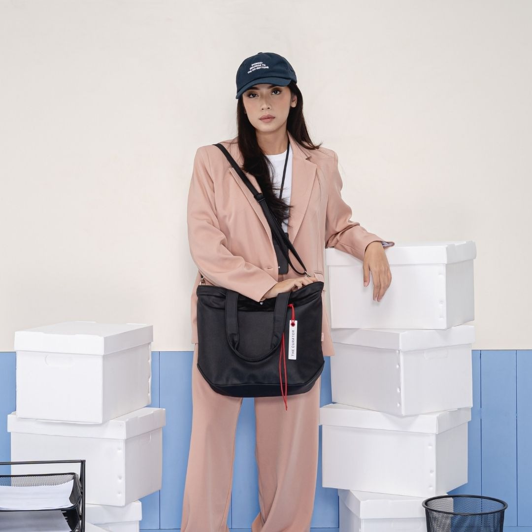 Aileen Totebag merché