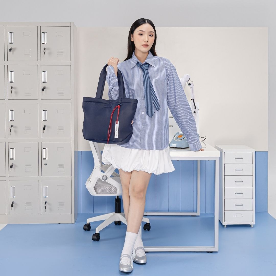 Aileen Totebag merché