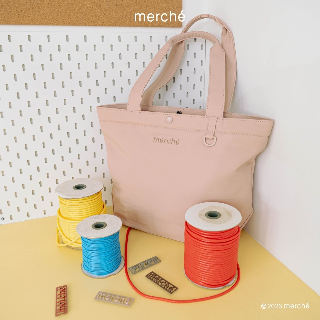 Aileen Totebag merché