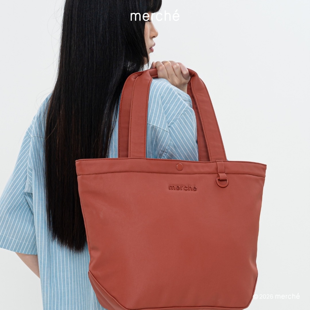 Aileen Totebag merché