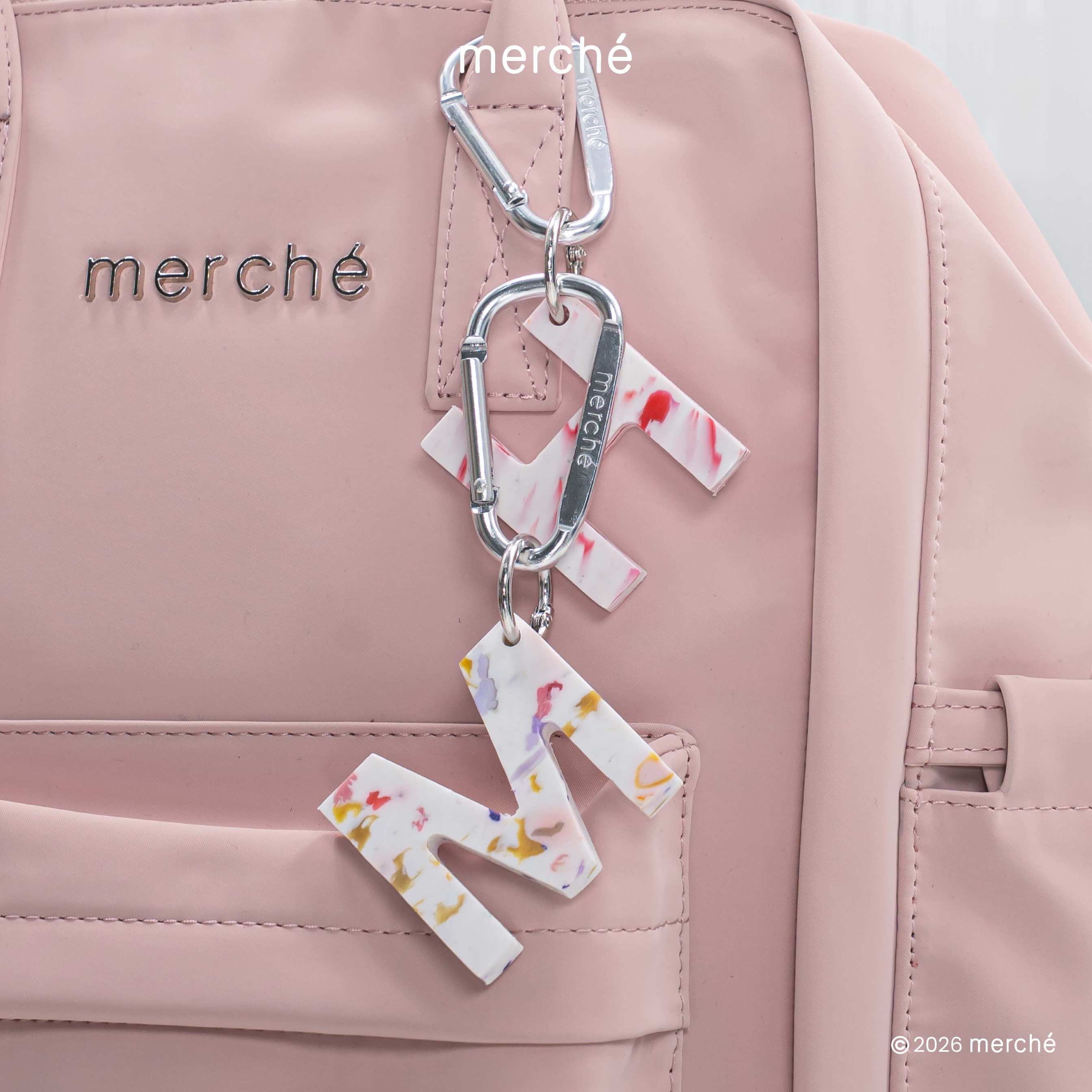 Alphabet Recycle Keychain merché
