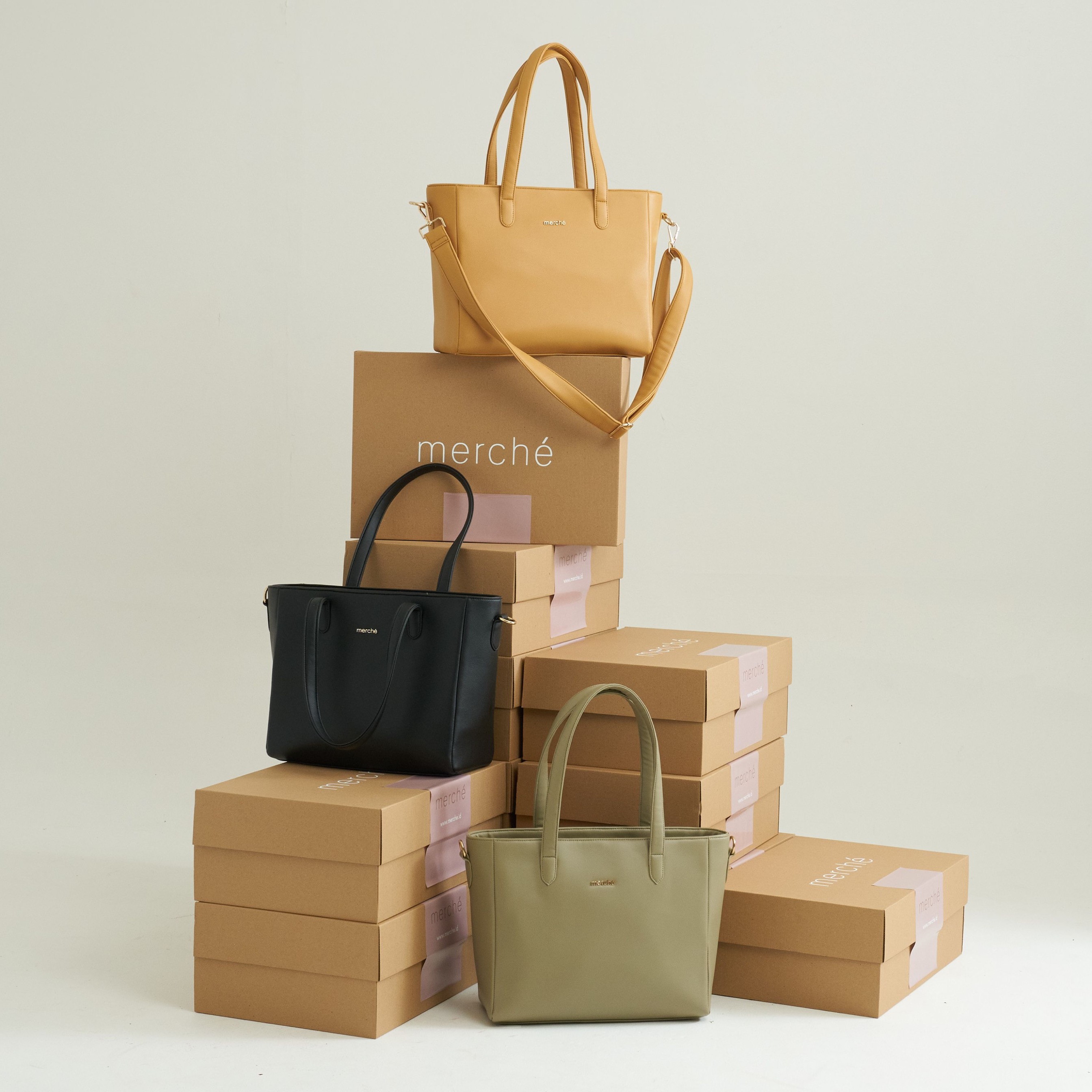 Avery Totebag merché