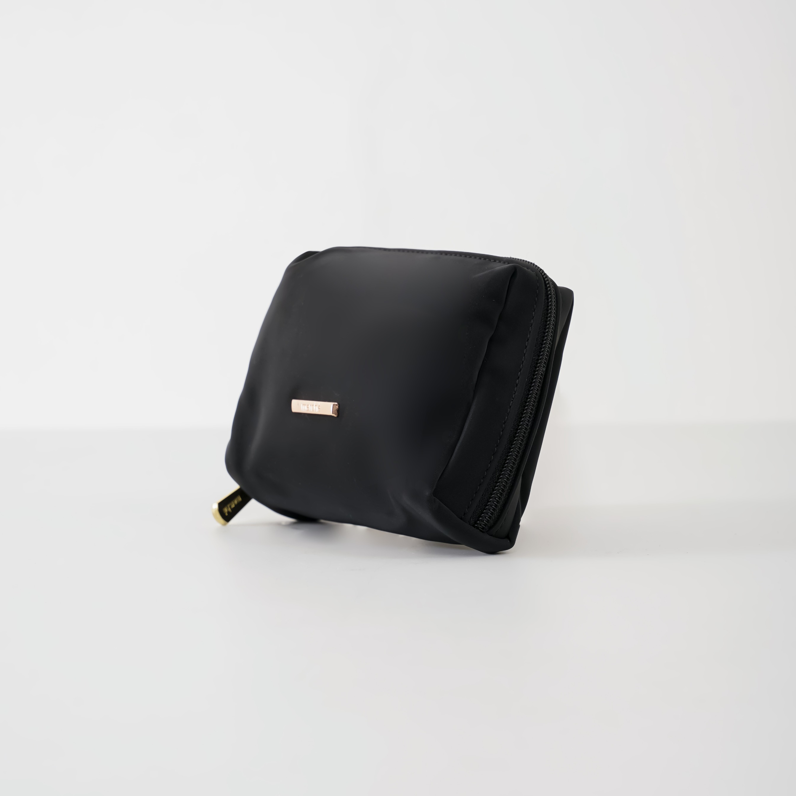 Emily Nylon Pouch merché