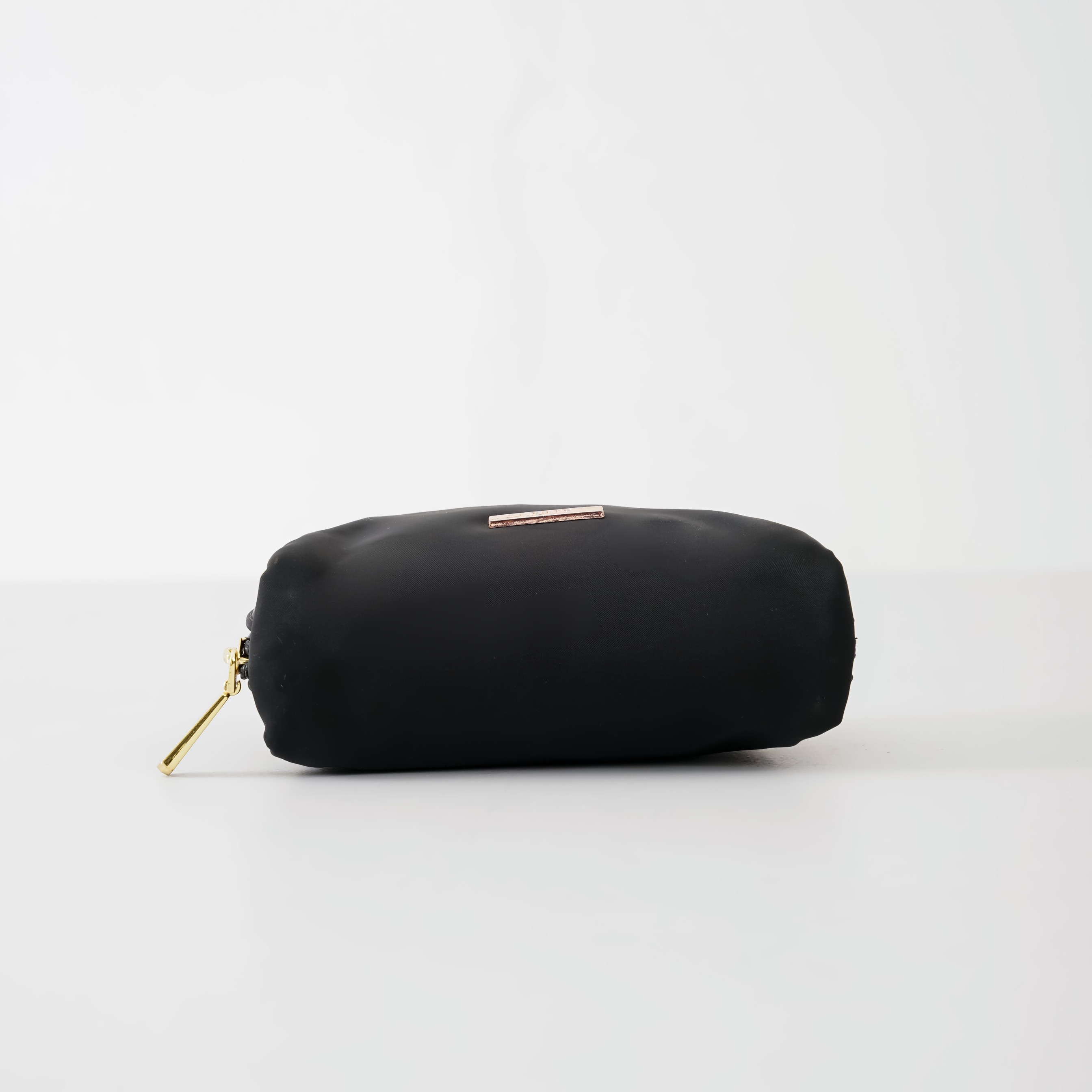 Emily Nylon Pouch merché