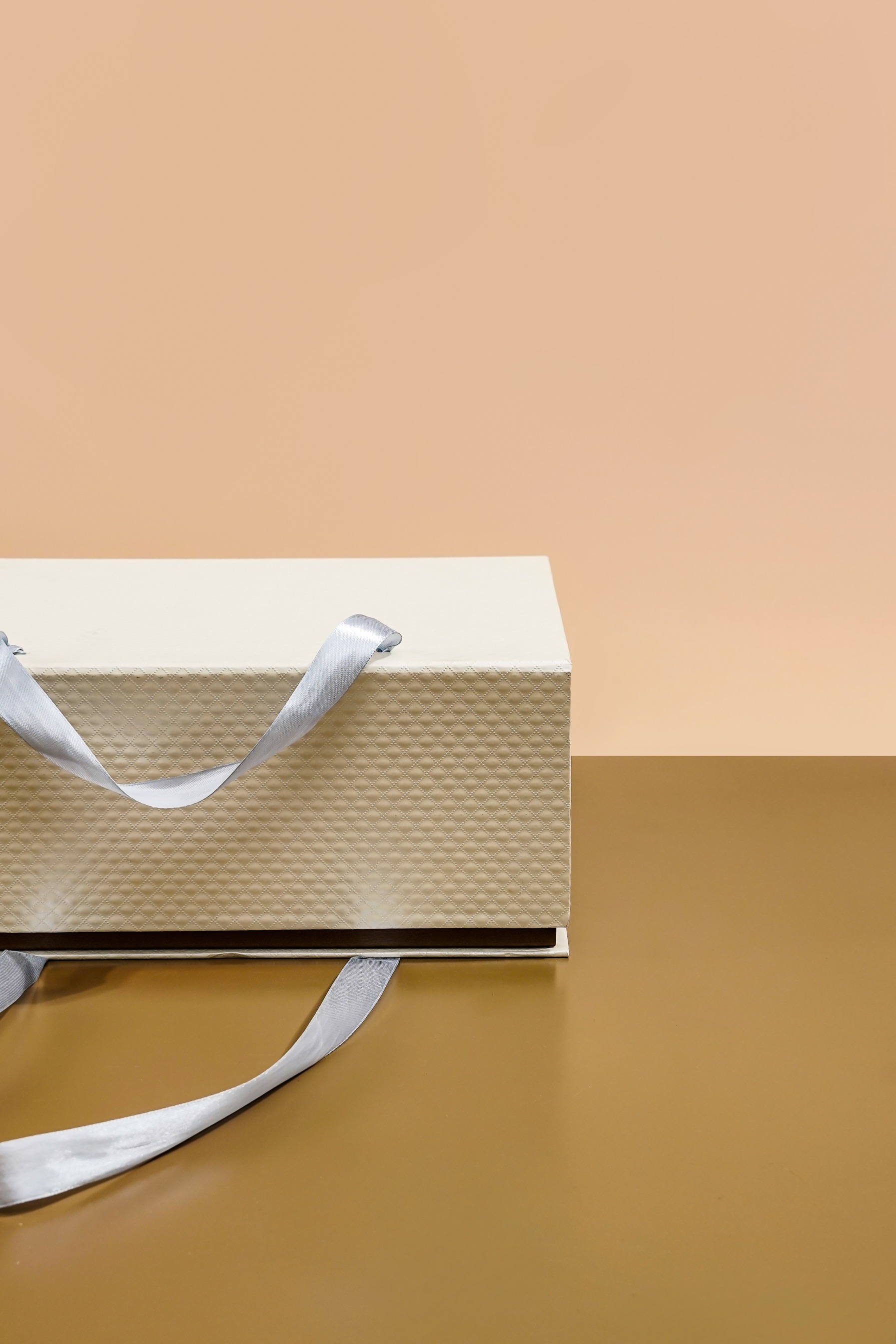 Hardbox - Handle Mailer