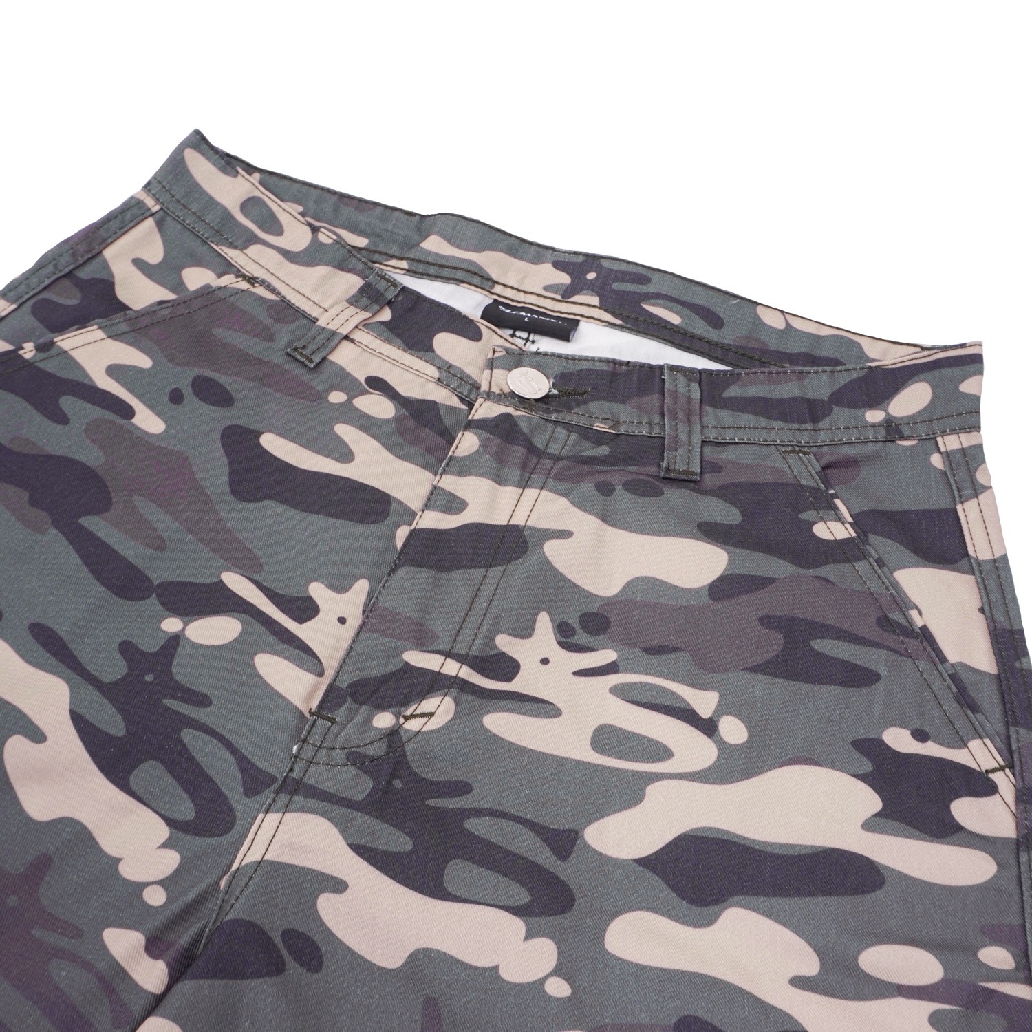 CARGO SHORTS CAMO - OLIVE