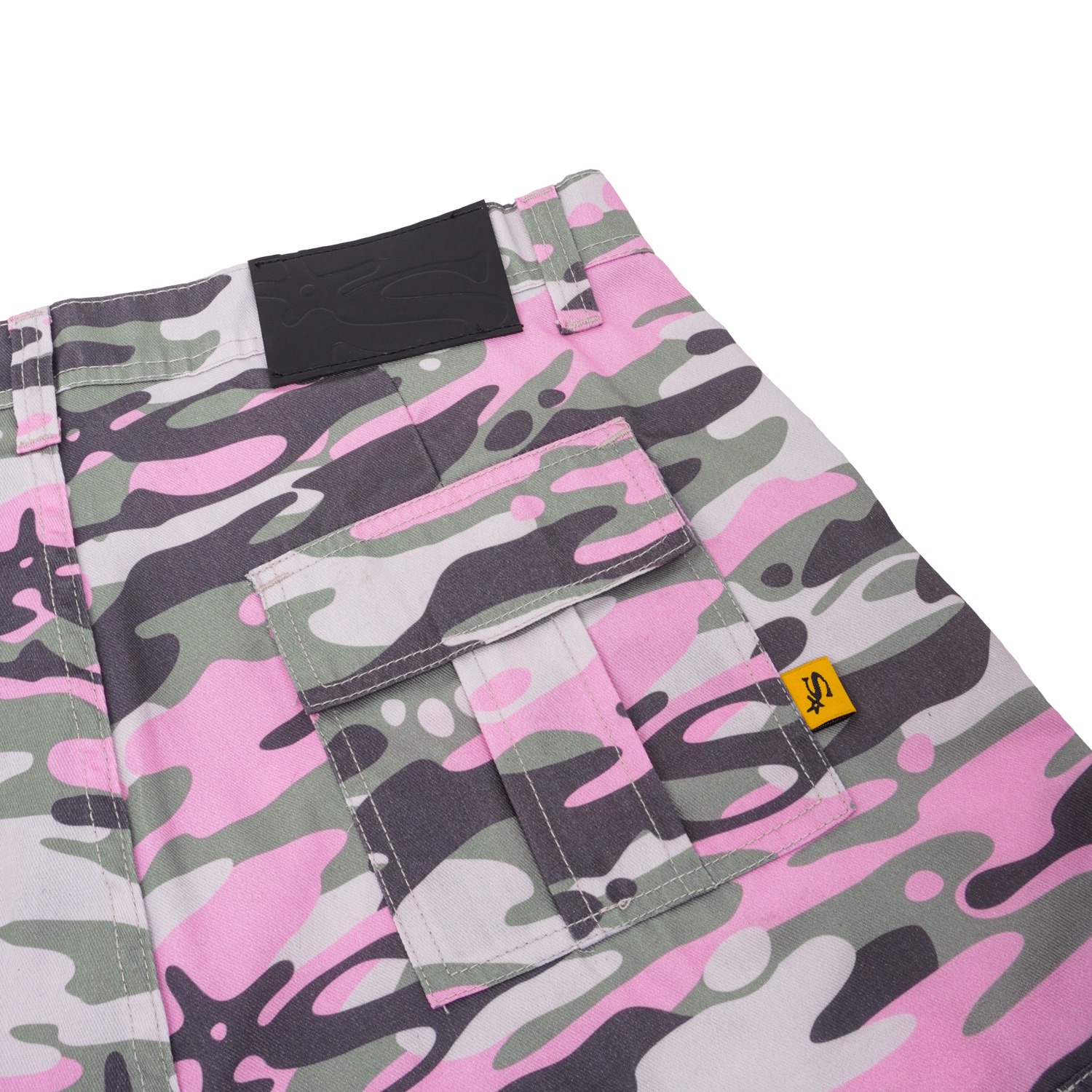 CARGO SHORTS CAMO - PINK
