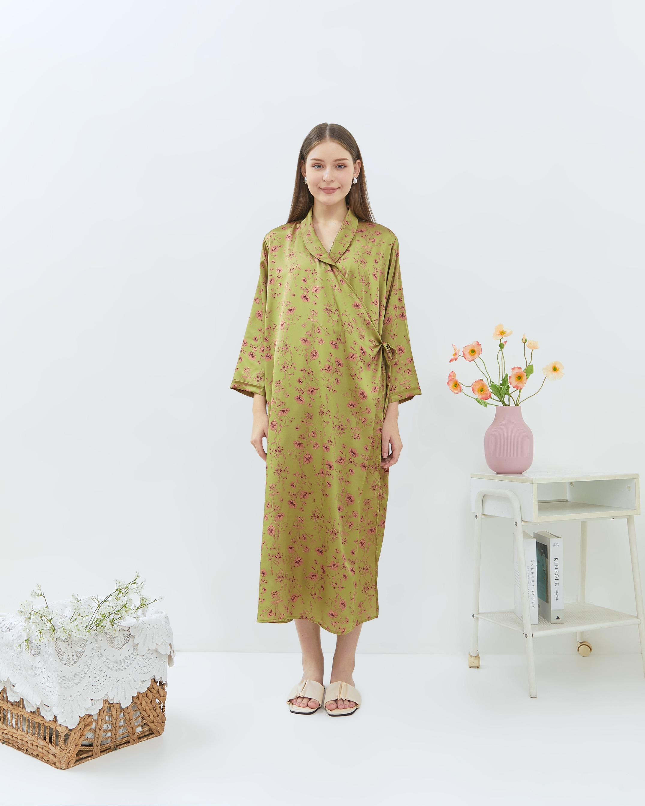 Naura Kimono Midi Exclusive Series - DYD Label - Homedress Bahan Organic Silk