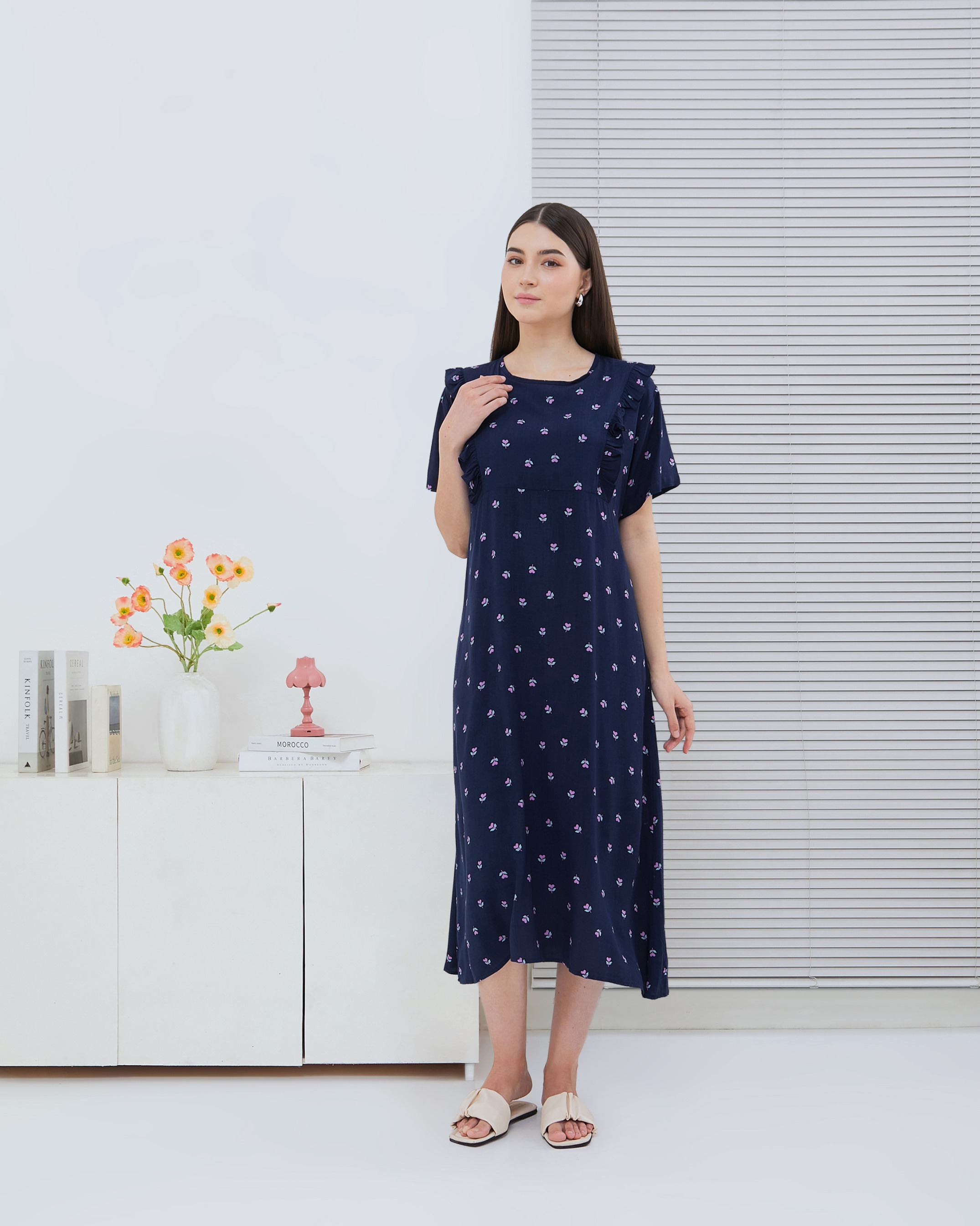 Maudy Midi Dress Menyusui - DYD Label - Homedress Bahan Rayon Bukaan Samping