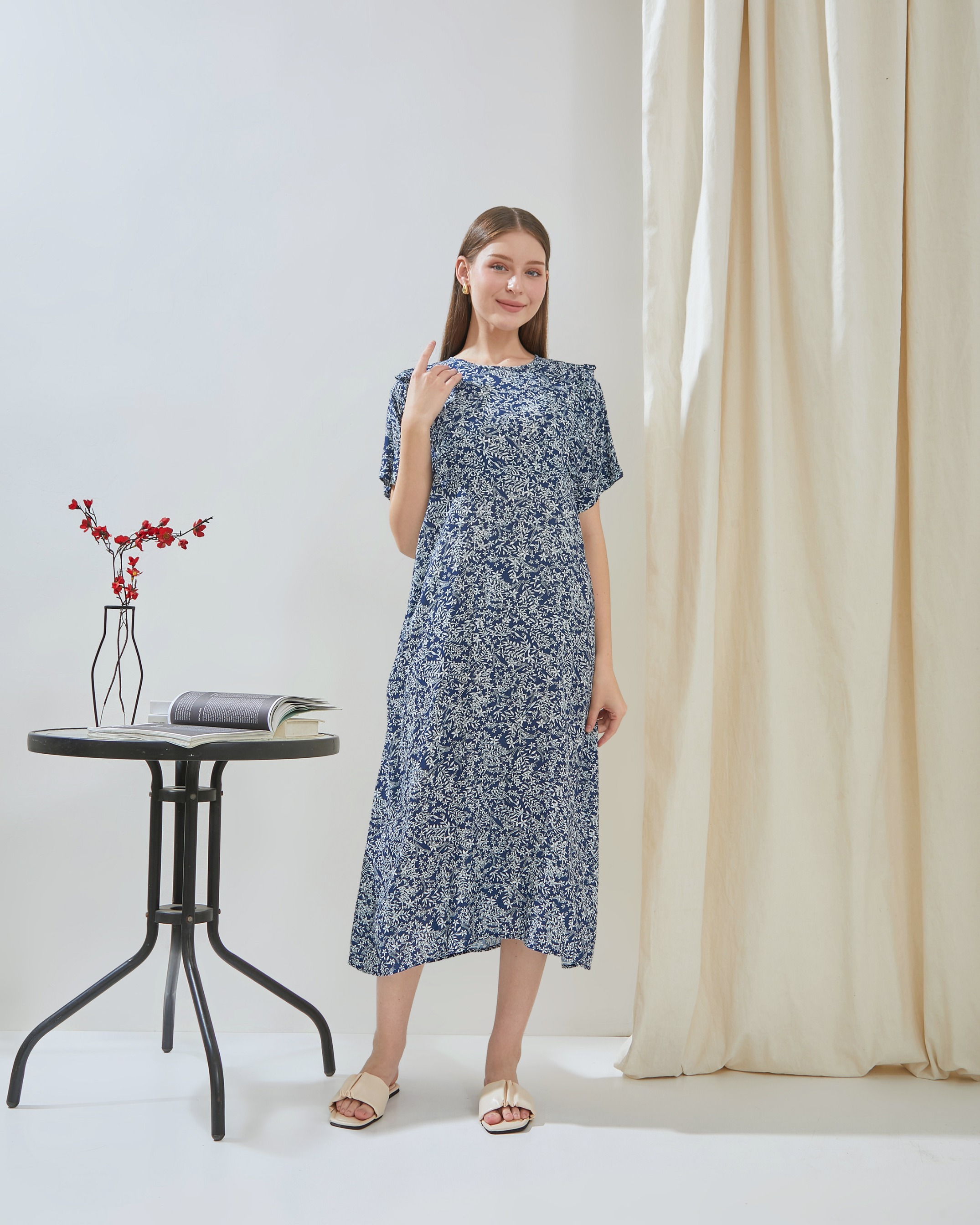 Maudy Midi Dress Menyusui - DYD Label - Homedress Bahan Rayon Bukaan Samping