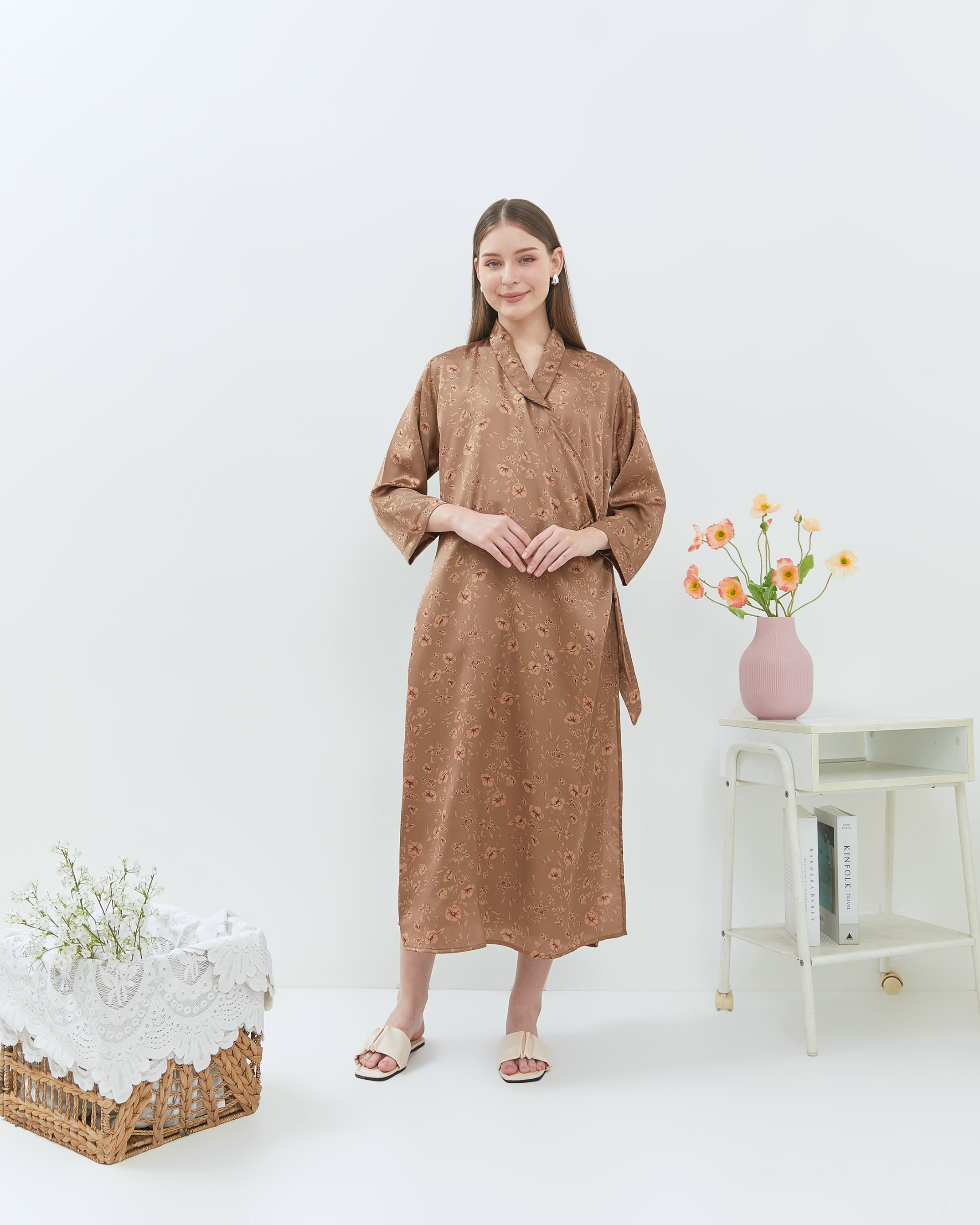 Naura Kimono Midi Exclusive Series - DYD Label - Homedress Bahan Organic Silk