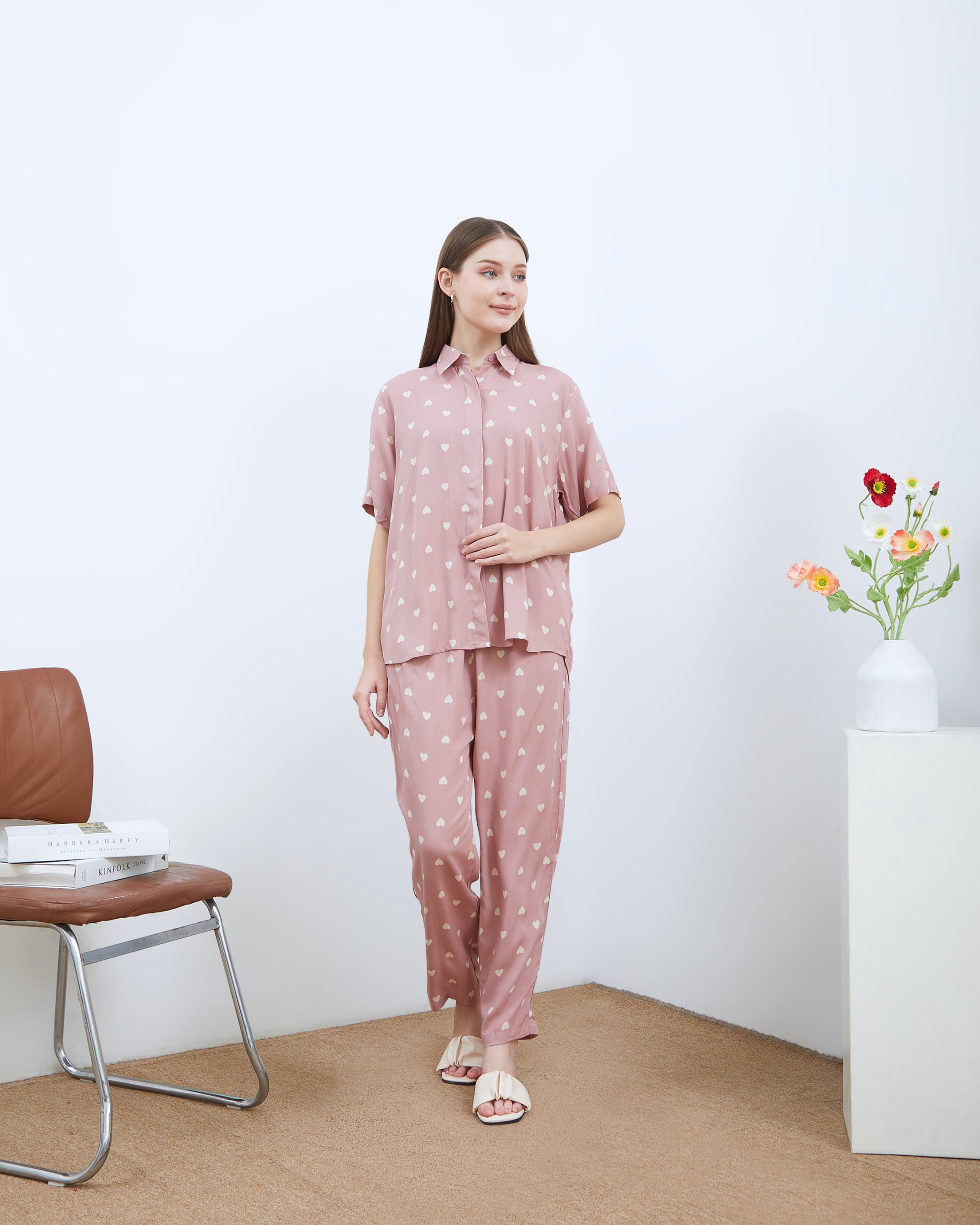 Alesya Piyama Set Lengan Pendek - DYD Label - One Set Bahan Rayon
