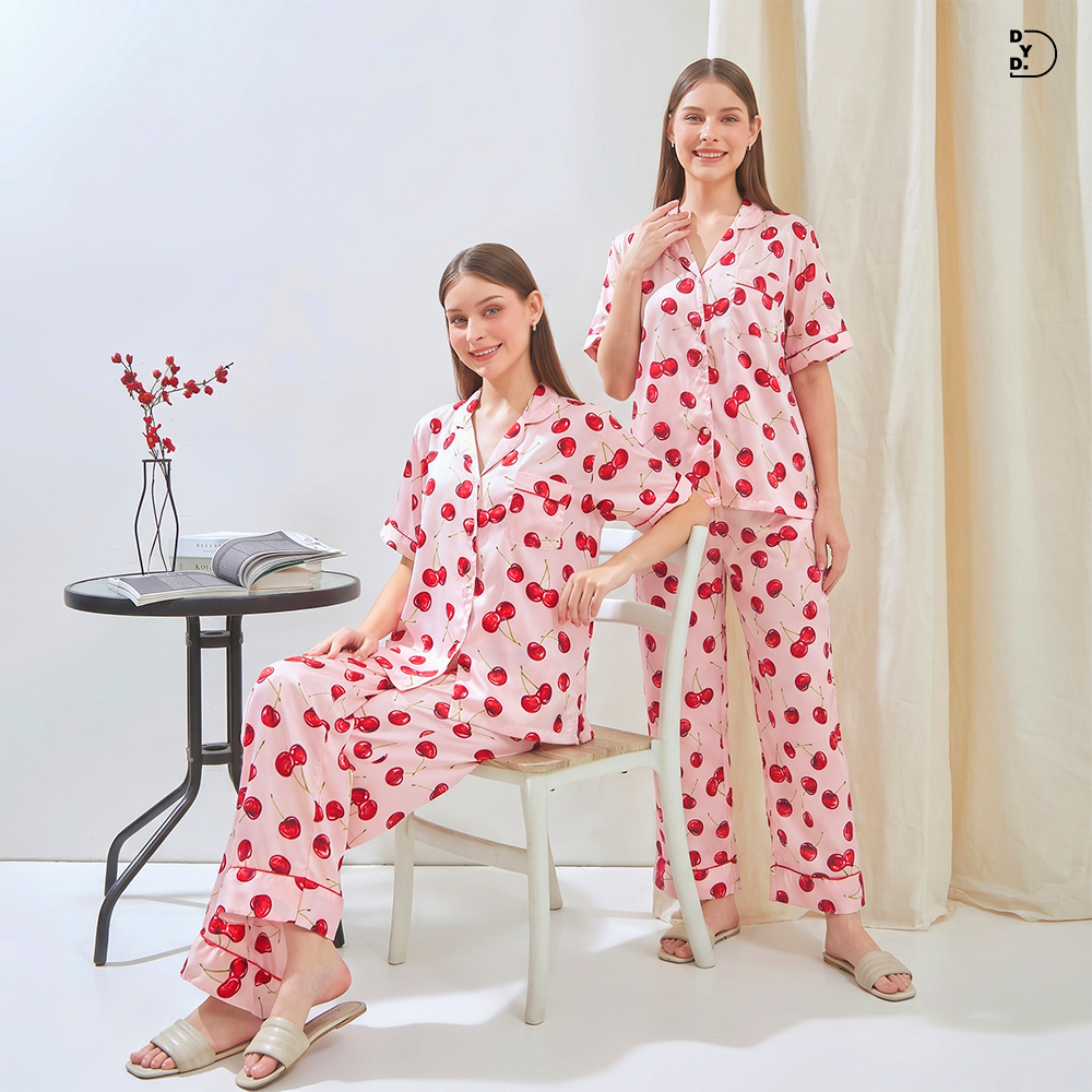 Emily Piyama Exclusive Silky Series Baju Pendek & Celana Panjang - DYD Label - One Set Bahan Silk
