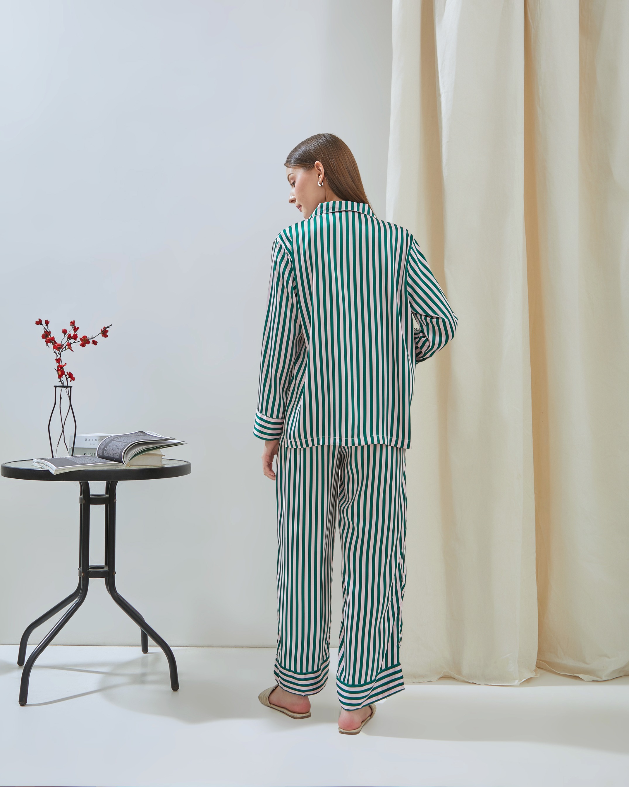 Emily Piyama Exclusive Silky Series Baju Panjang & Celana Panjang - DYD Label - One Set Bahan Silk
